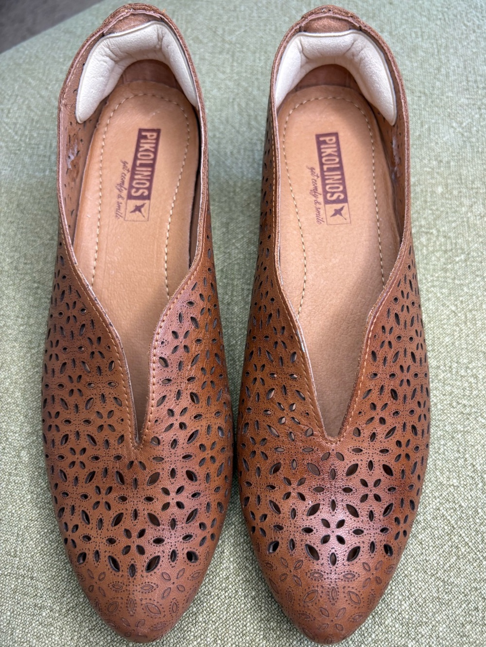 PIKOLINOS Elba Perforated Leather Pump in Brandy Leather w 1.5” Kitten Heel 7.5 - Picture 9 of 14